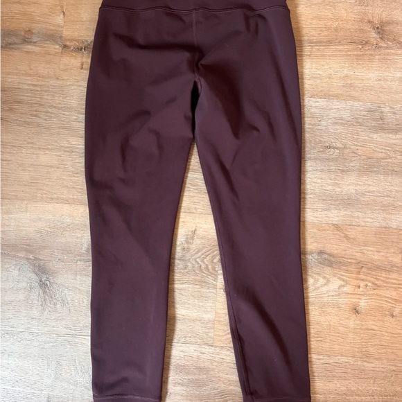 Vuori Red Leggings with Wide Waistband and Adjustable Drawstring - Picture 2 of 6